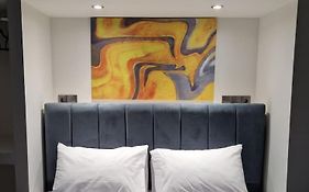 Faronita - Luxury Apt In The Heart Of Kalamata