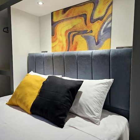 Faronita - Luxury Apt In The Heart Of Καλαμάτα Εξωτερικό φωτογραφία