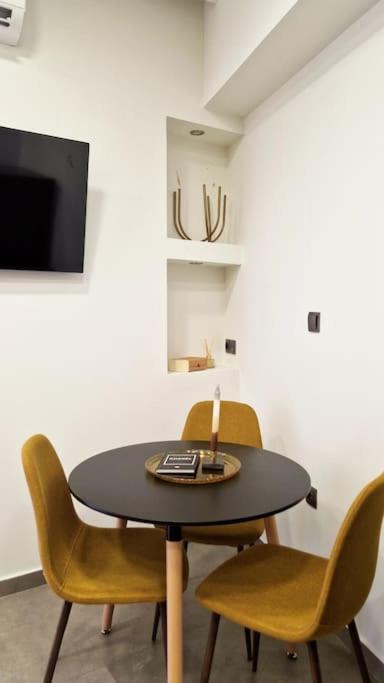 Faronita - Luxury Apt In The Heart Of Καλαμάτα Εξωτερικό φωτογραφία