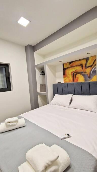 Faronita - Luxury Apt In The Heart Of Καλαμάτα Εξωτερικό φωτογραφία