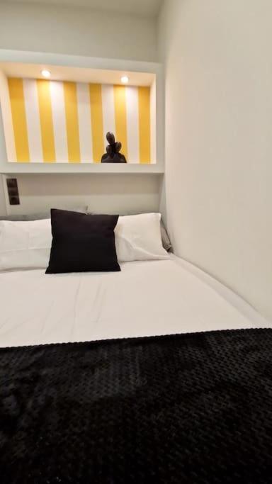 Faronita - Luxury Apt In The Heart Of Καλαμάτα Εξωτερικό φωτογραφία