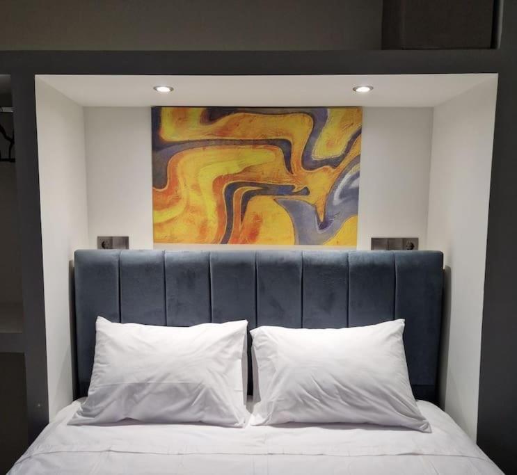 Faronita - Luxury Apt In The Heart Of Καλαμάτα Εξωτερικό φωτογραφία