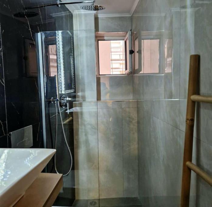 Faronita - Luxury Apt In The Heart Of Καλαμάτα Εξωτερικό φωτογραφία